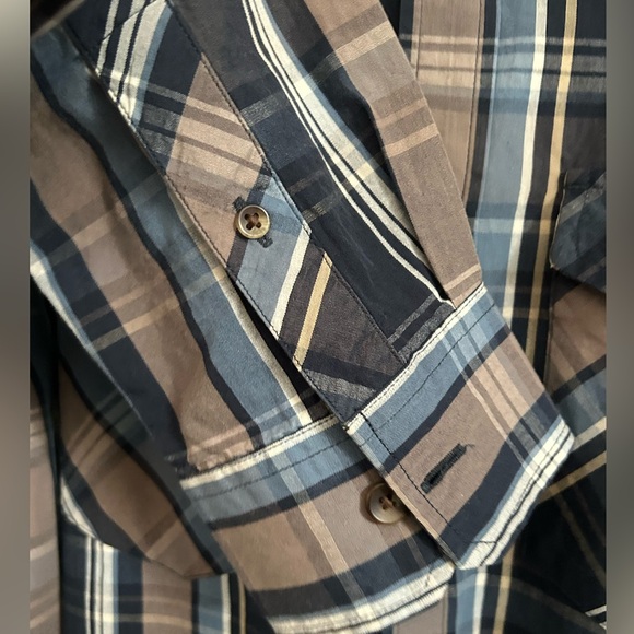 MERRELL mens size medium long sleeve button down shirt - Picture 2 of 4